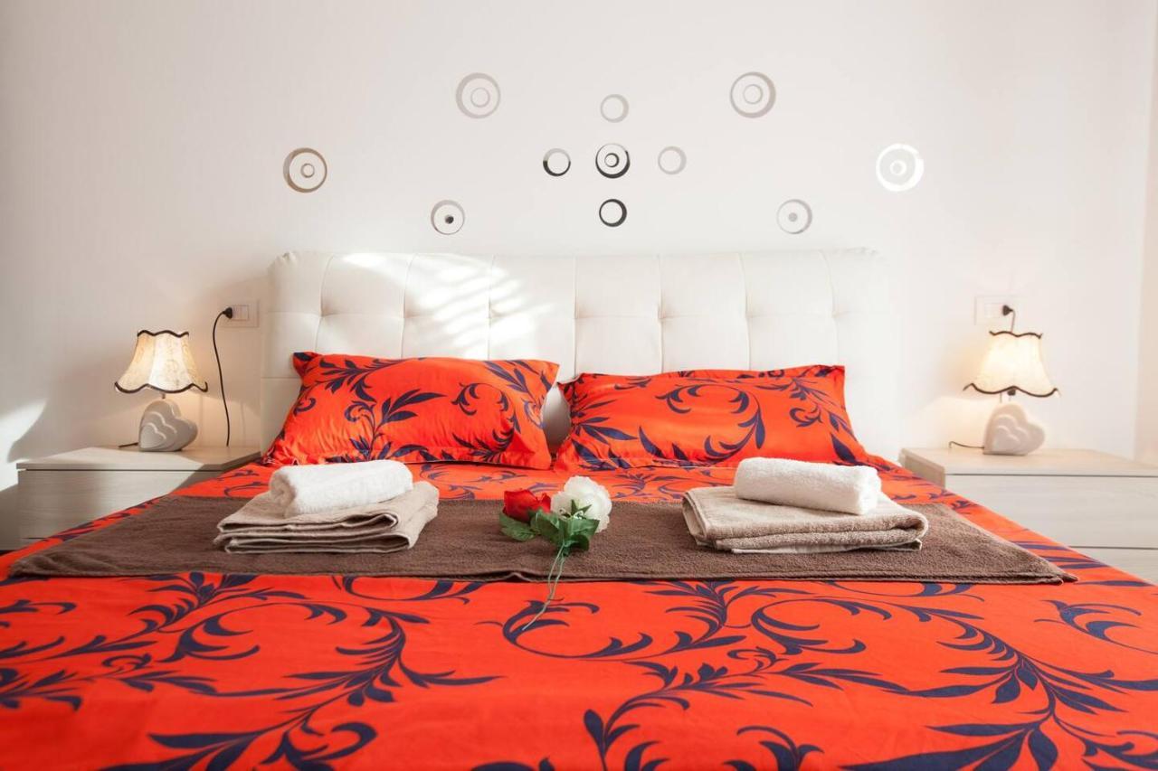 Residenza Larissa Luxury 1 Apartment เวโรนา ภายนอก รูปภาพ